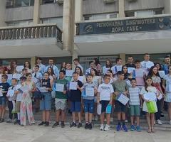 Награждаване на изявени ученици от Добрич по математика и информационни технологии